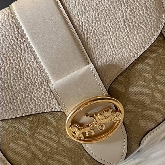 C2806 - Coach Georgie Saddle Bag - Picture 2 of 16